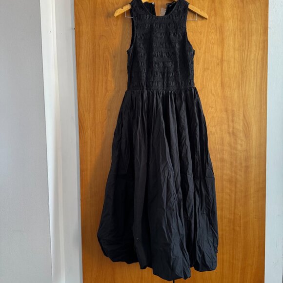 Madewell Melody Bubble Hem Smocked Midi Dress in Poplin - Picture 3 of 5